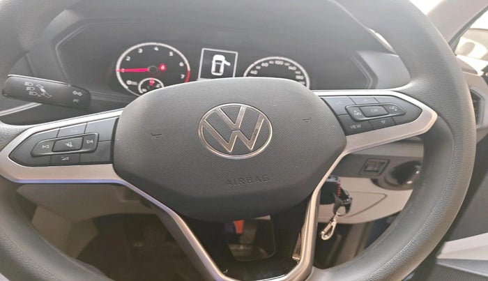 2024 Volkswagen TAIGUN COMFORTLINE 1.0 TSI MT, Petrol, Manual, 11,401 km, interior