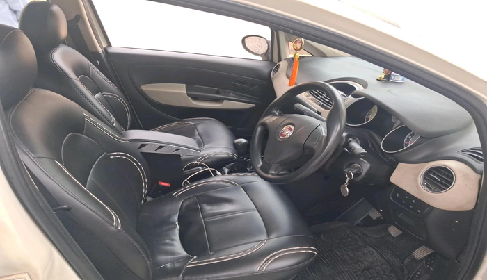 2015 Fiat Punto EVO ACTIVE 1.2, Petrol, Manual, 83,069 km, interior