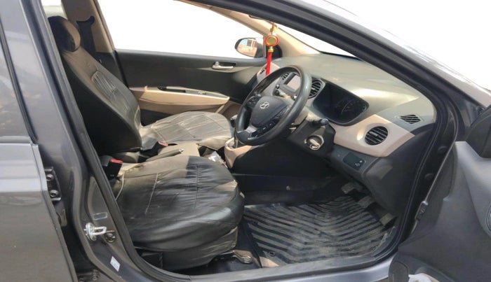 2017 Hyundai Grand i10 SPORTZ 1.2 KAPPA VTVT, Petrol, Manual, 95,111 km, interior