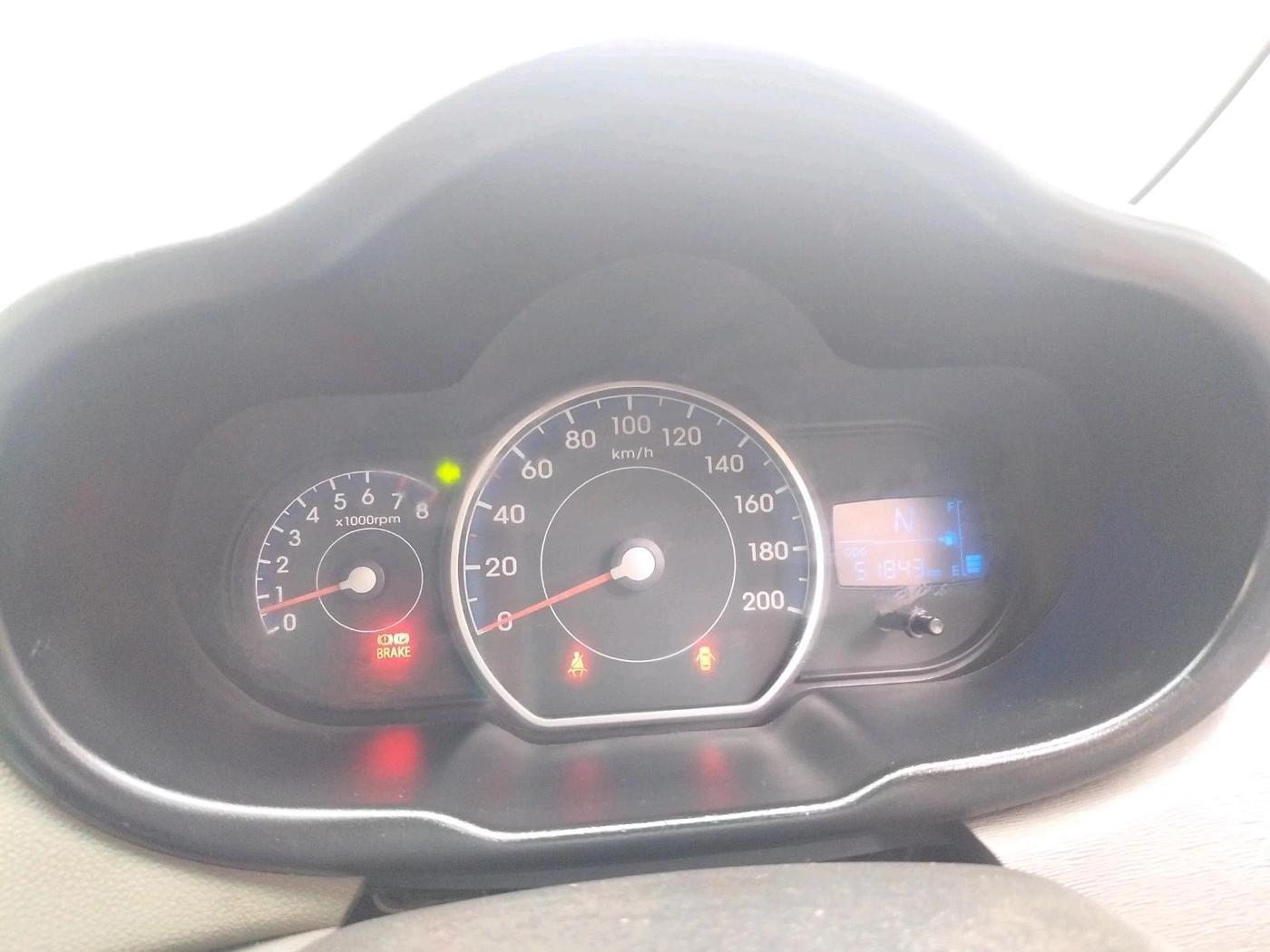 2011 Hyundai i10 MAGNA 1.2 AT, Petrol, Automatic, 51,843 km, interior