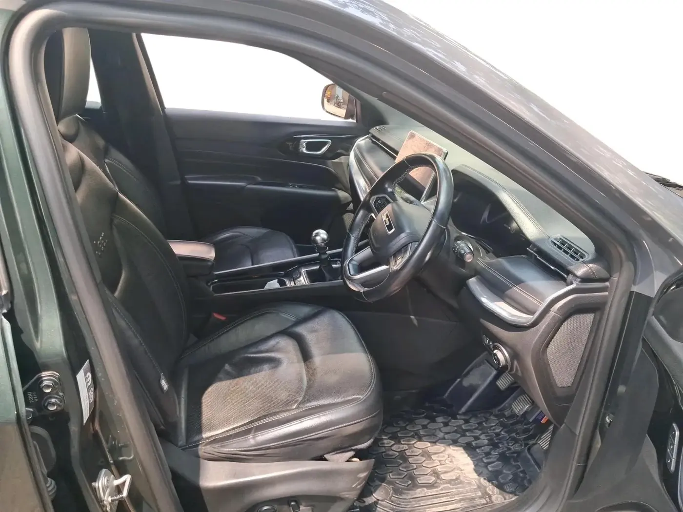 2021 Jeep Compass MODEL S (O) 2.0 DIESEL, Diesel, Manual, 1,21,930 km, interior