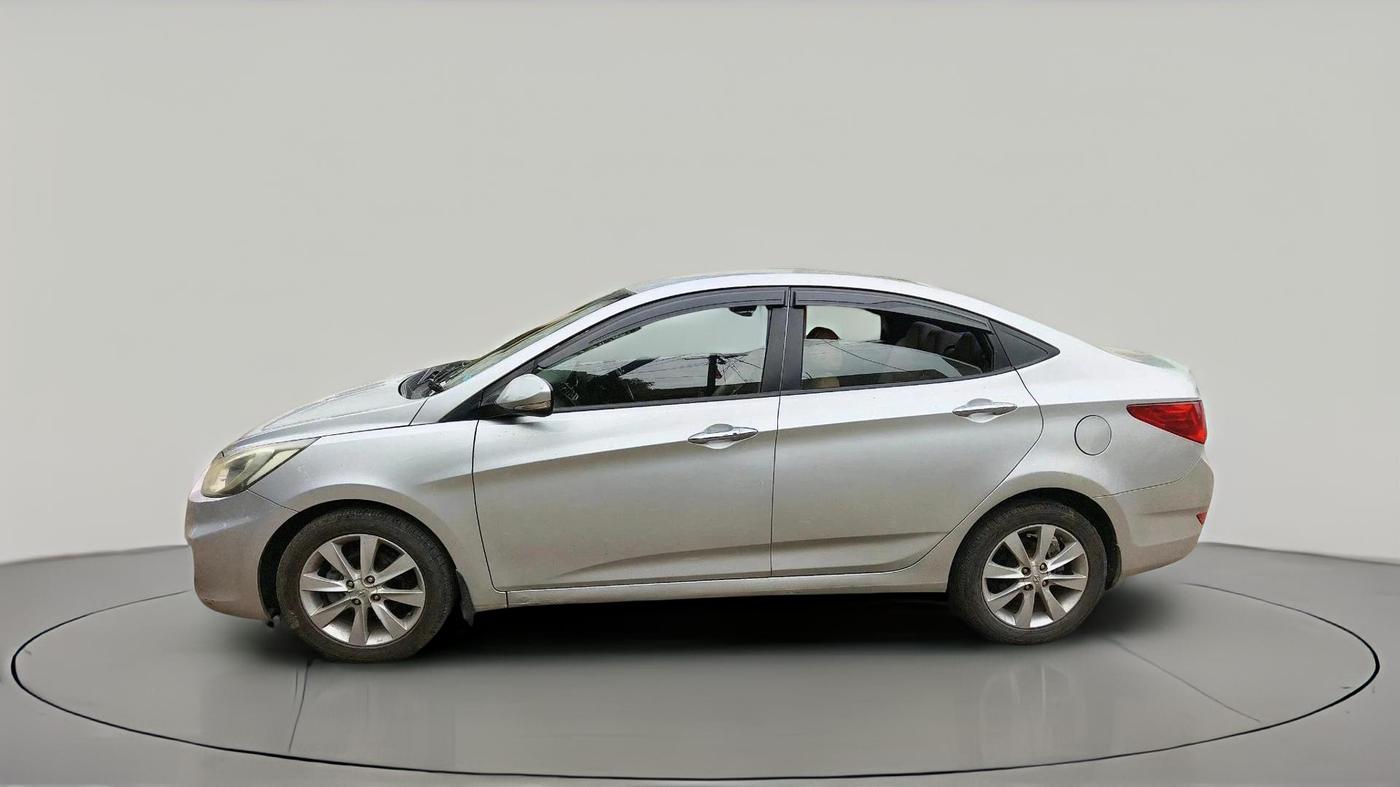 2012 Hyundai Verna FLUIDIC 1.6 VTVT SX, Petrol, Manual, 1,04,820 km, exterior