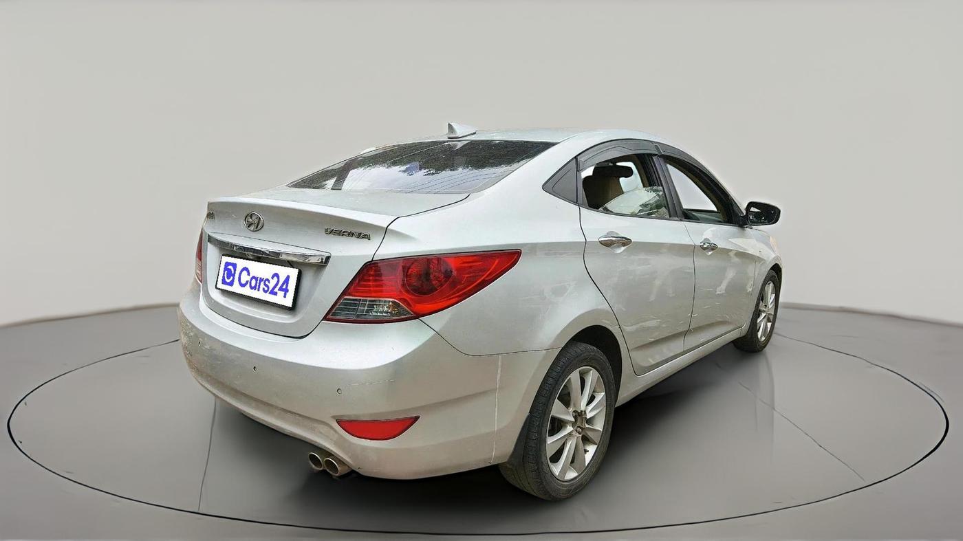 2012 Hyundai Verna FLUIDIC 1.6 VTVT SX, Petrol, Manual, 1,04,820 km, exterior