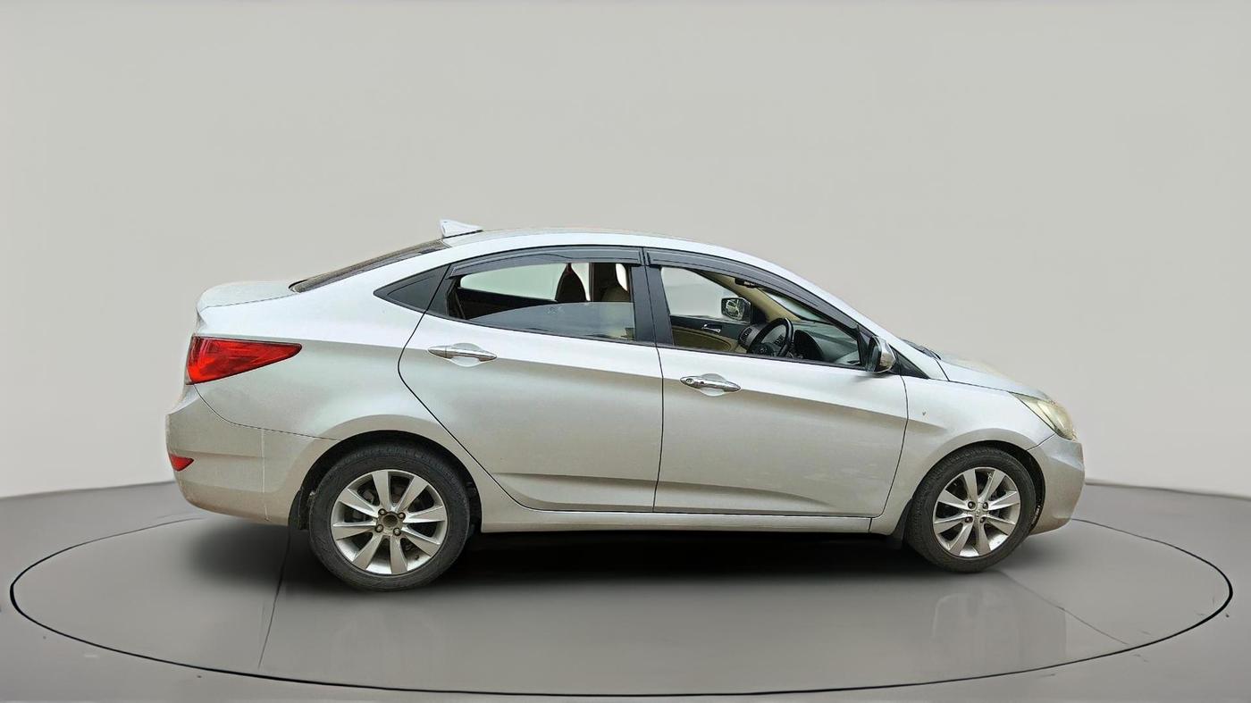 2012 Hyundai Verna FLUIDIC 1.6 VTVT SX, Petrol, Manual, 1,04,820 km, exterior