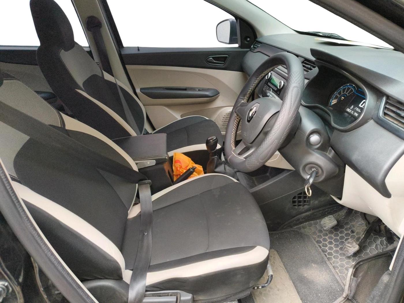 2024 Renault TRIBER RXL MT, Petrol, Manual, 28,431 km, interior