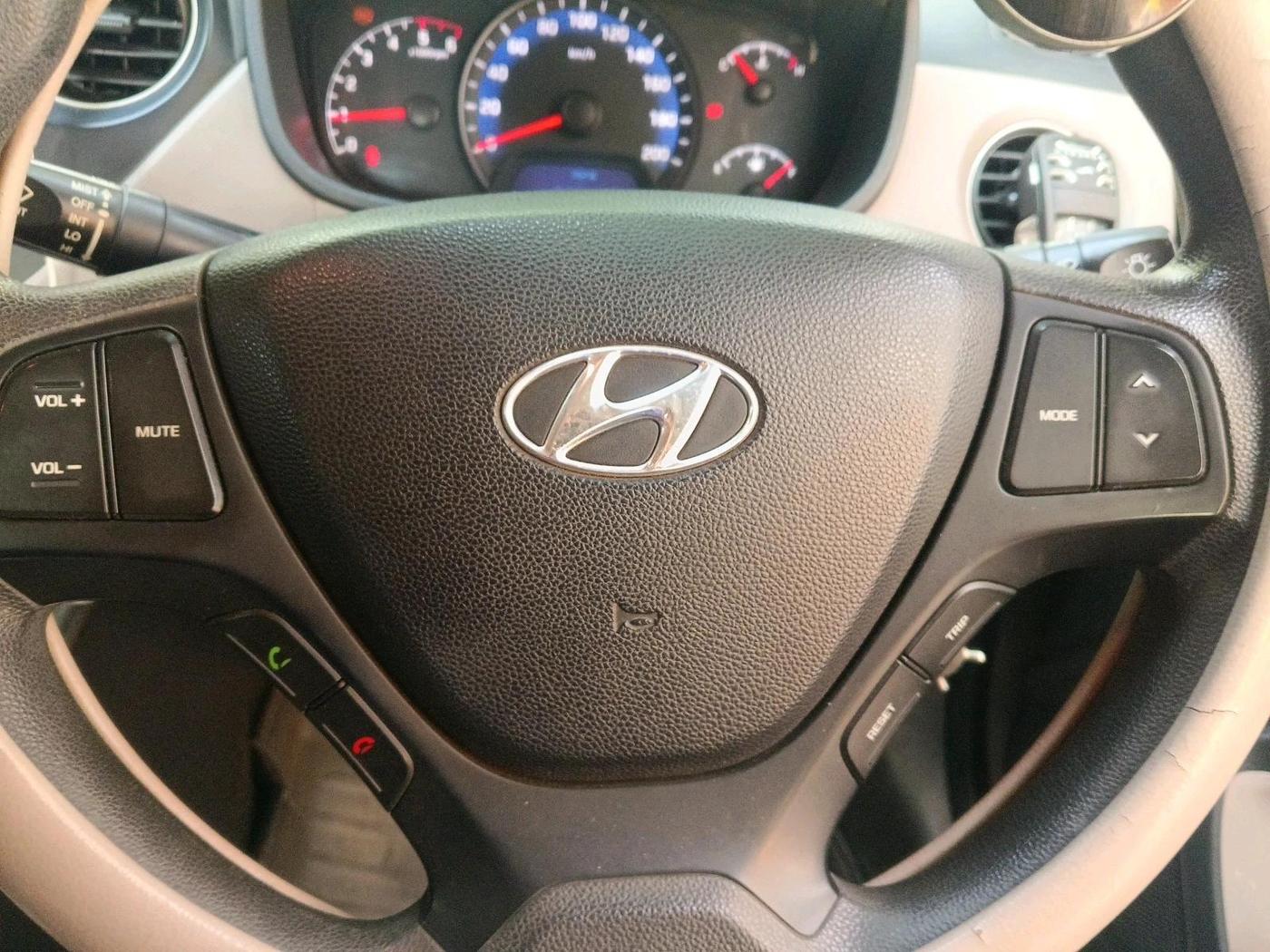 2015 Hyundai Xcent S 1.1 CRDI, Diesel, Manual, 79,182 km, interior