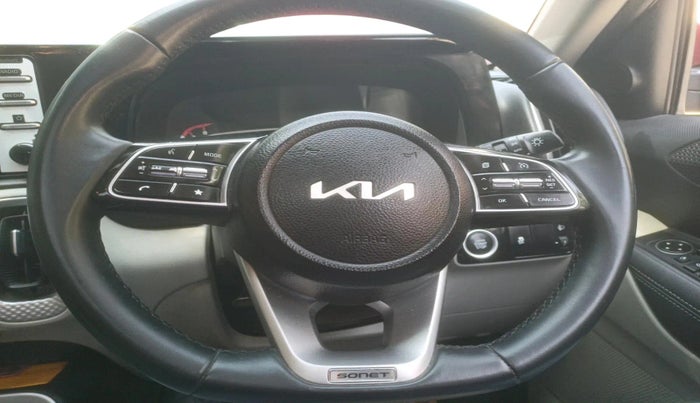 2022 KIA SONET HTX 1.0 IMT, Petrol, Manual, 31,316 km, interior