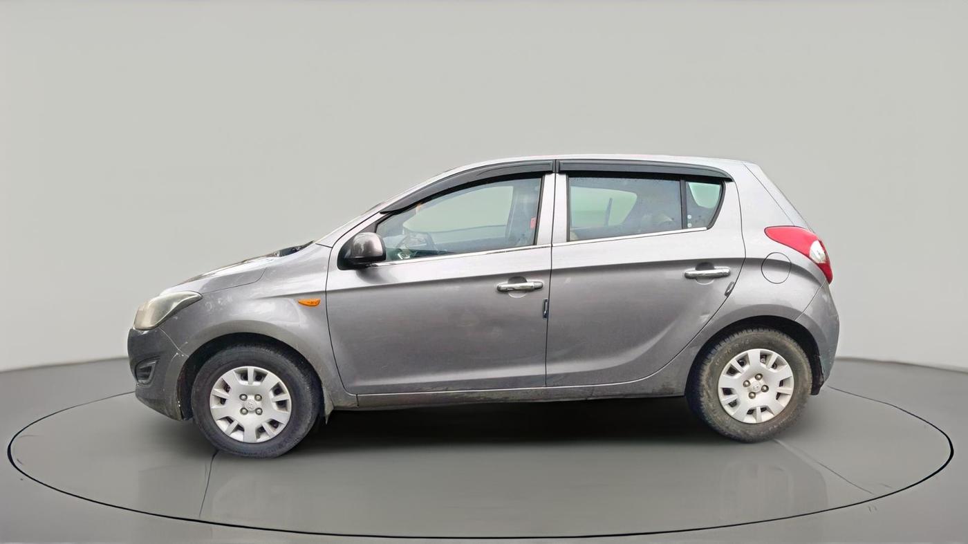 2013 Hyundai i20 MAGNA 1.2, Petrol, Manual, 70,700 km, exterior