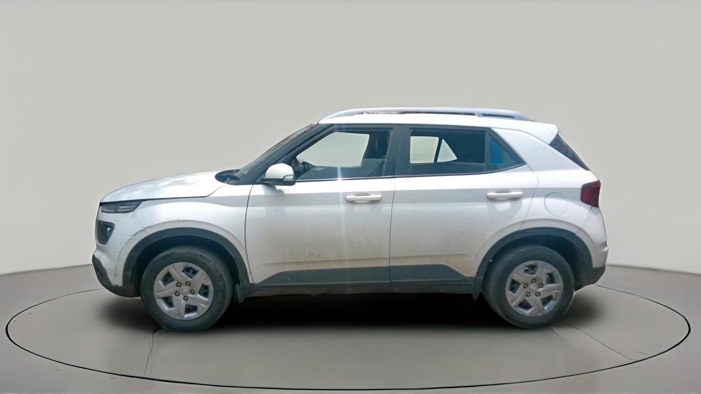 2021 Hyundai VENUE S+ 1.2, Petrol, Manual, 54,017 km, exterior