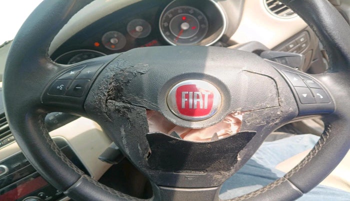 2016 Fiat Linea EMOTION 1.4 L T JET, Petrol, Manual, 89,909 km, interior