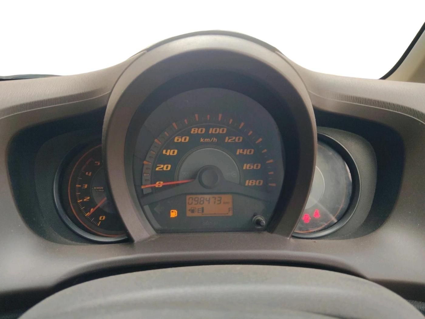 2013 Honda Amaze 1.5L I-DTEC S, Diesel, Manual, 98,473 km, interior