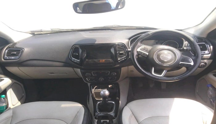 2017 Jeep Compass LIMITED 2.0 DIESEL, Diesel, Manual, 1,19,273 km, interior