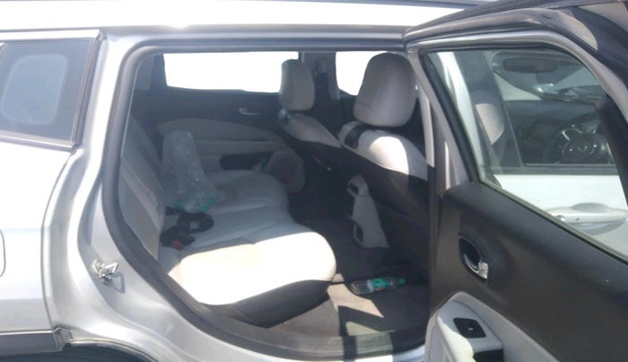 2017 Jeep Compass LIMITED 2.0 DIESEL, Diesel, Manual, 1,19,273 km, interior
