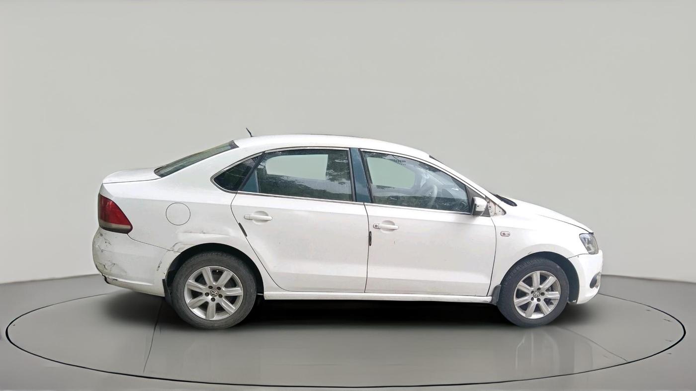 2011 Volkswagen Vento HIGHLINE DIESEL 1.6, Diesel, Manual, 1,34,367 km, exterior