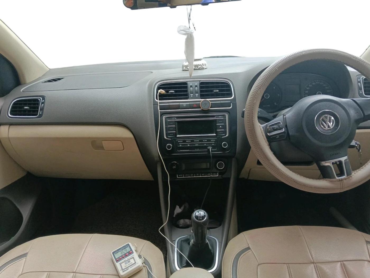 2011 Volkswagen Vento HIGHLINE DIESEL 1.6, Diesel, Manual, 1,34,367 km, interior
