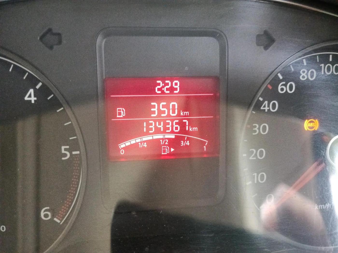 2011 Volkswagen Vento HIGHLINE DIESEL 1.6, Diesel, Manual, 1,34,367 km, interior