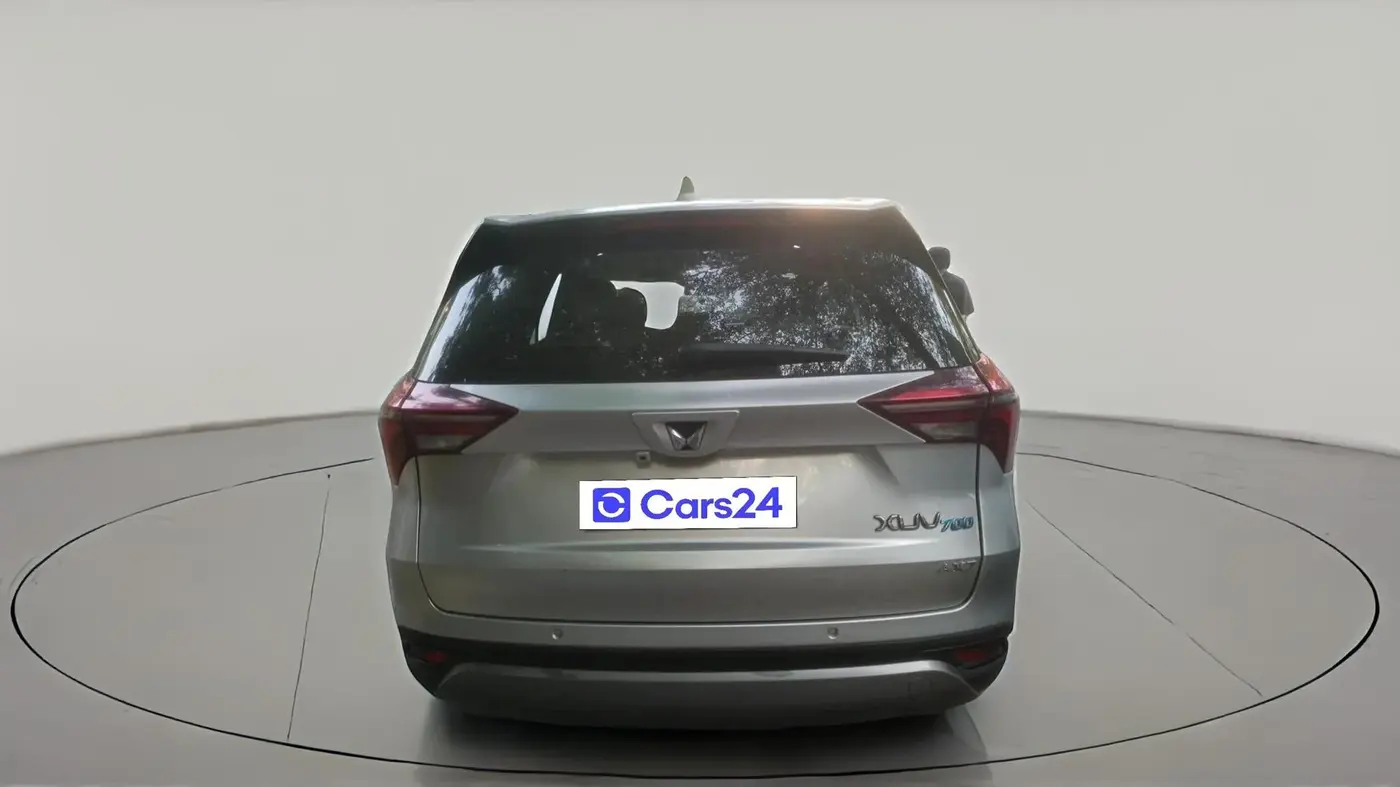2022 Mahindra XUV700 AX 7 D MT 7 STR, Diesel, Manual, 1,02,075 km, exterior
