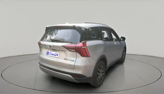 2022 Mahindra XUV700 AX 7 D MT 7 STR, Diesel, Manual, 1,02,075 km, exterior