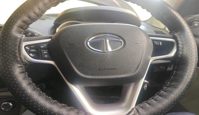 2017 Tata Tiago XZ PETROL, Petrol, Manual, 98,676 km, interior