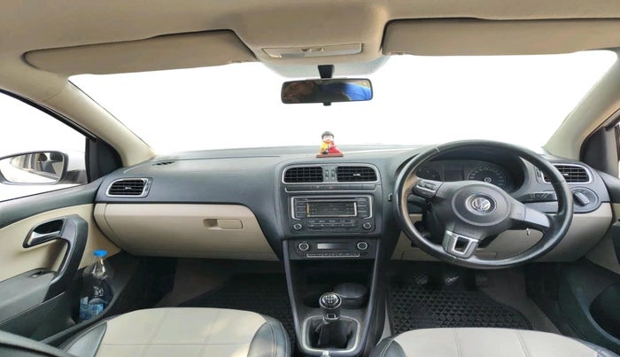 2014 Volkswagen Polo HIGHLINE1.2L, Petrol, Manual, 76,180 km, interior