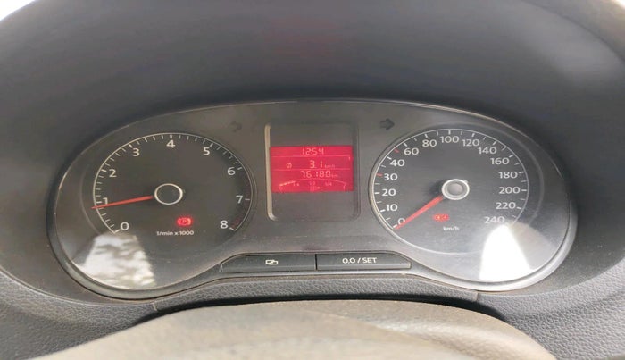 2014 Volkswagen Polo HIGHLINE1.2L, Petrol, Manual, 76,180 km, interior