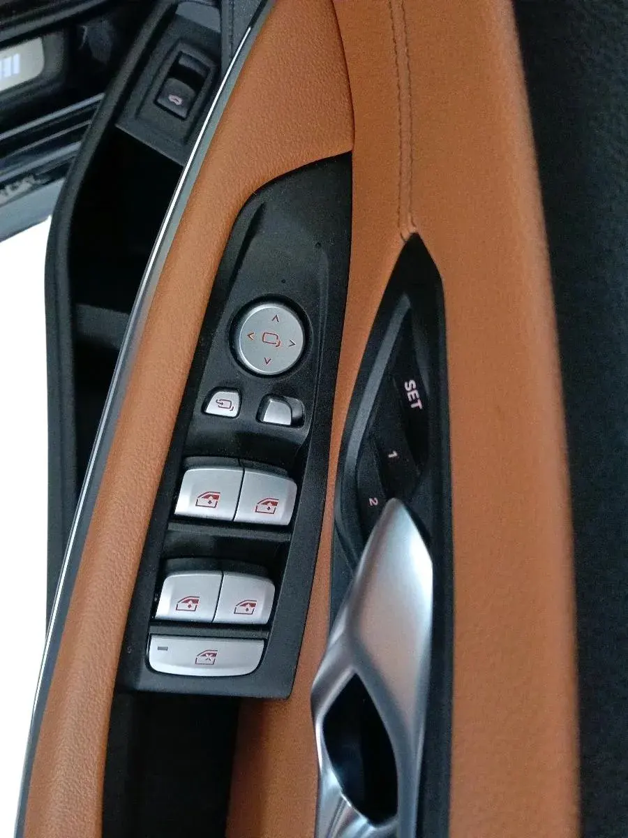2024 BMW 3 SERIES GRAN LIMOUSINE 330Li M Sport, Petrol, Automatic, 6,105 km, interior