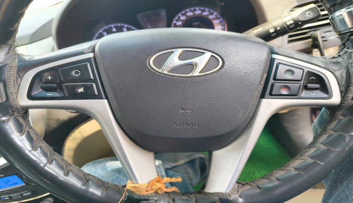 2011 Hyundai Verna FLUIDIC 1.6 VTVT SX, CNG, Manual, 52,500 km, interior