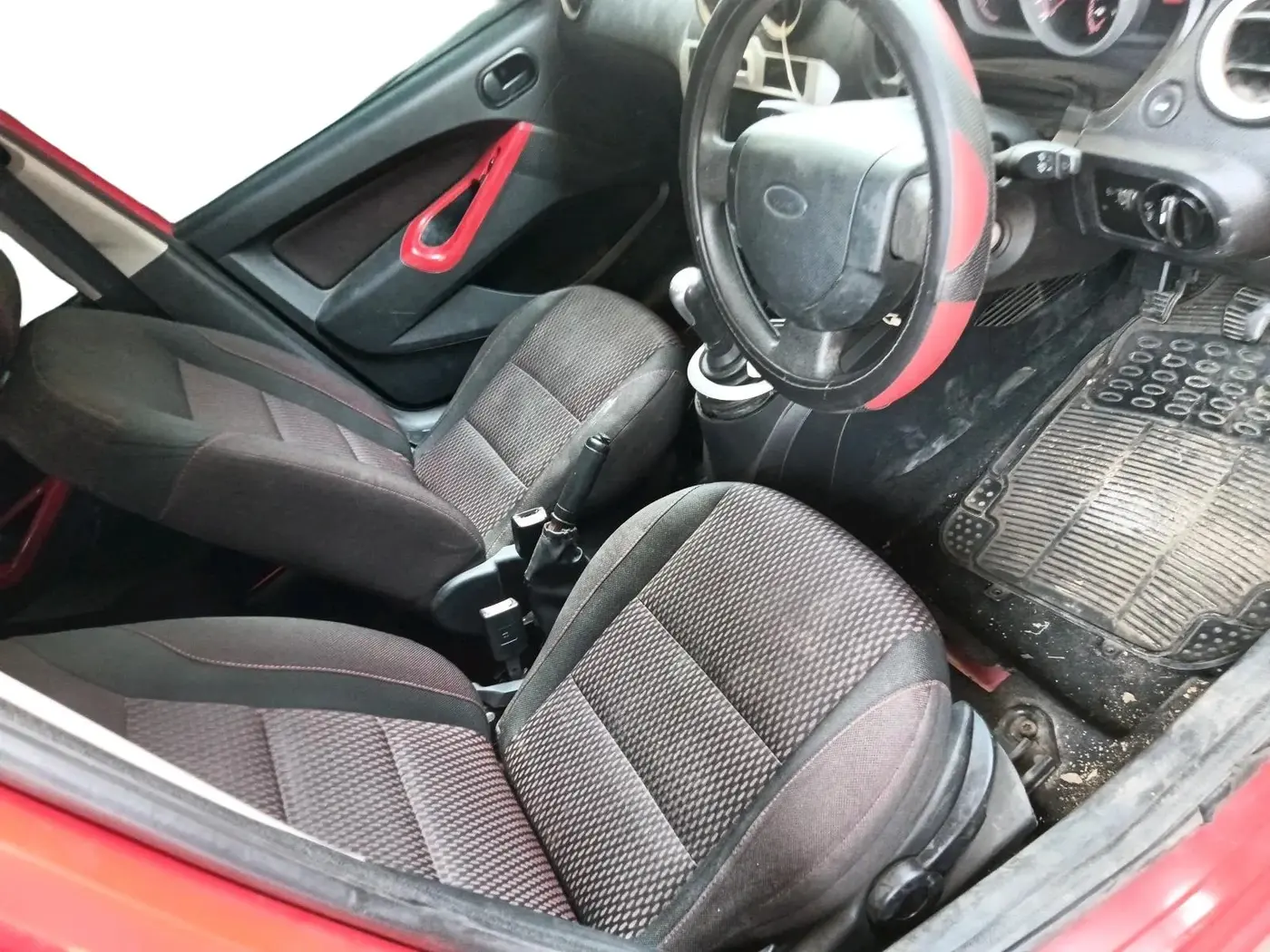 2011 Ford Figo ZXI 1.4 DIESEL, Diesel, Manual, 1,73,256 km, interior