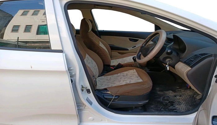 2013 Hyundai Eon ERA +, Petrol, Manual, 1,00,599 km, interior