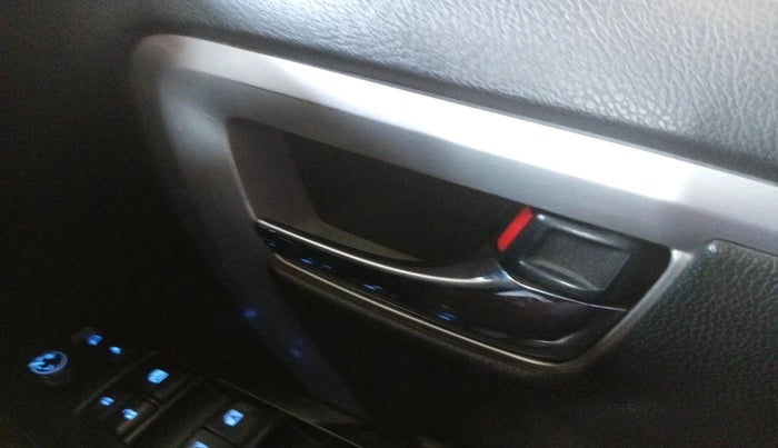 2017 Toyota Fortuner 2.8 4X2 MT, Diesel, Manual, 1,52,271 km, interior