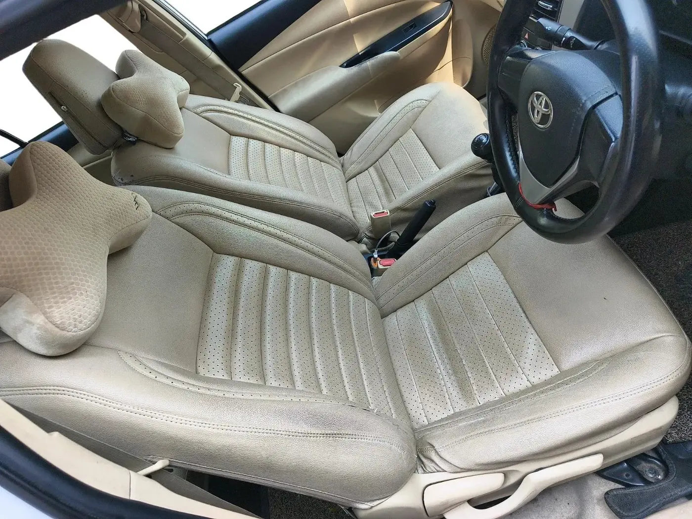 2020 Toyota YARIS J MT, Petrol, Manual, 1,12,068 km, interior