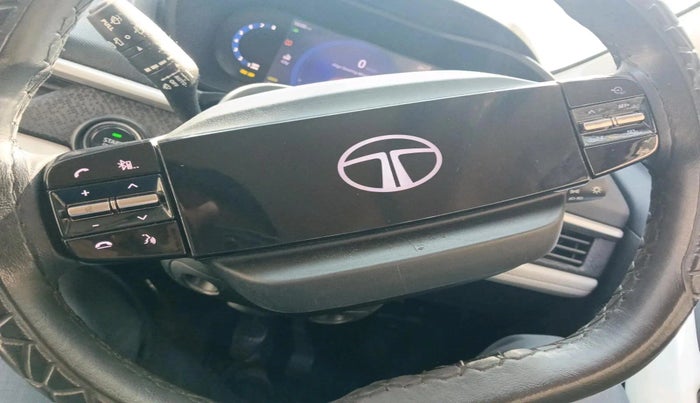 2023 Tata NEXON CREATIVE + 1.5 DIESEL, Diesel, Manual, 39,676 km, interior