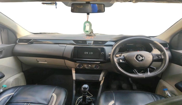 2022 Renault TRIBER RXT, Petrol, Manual, 37,136 km, interior