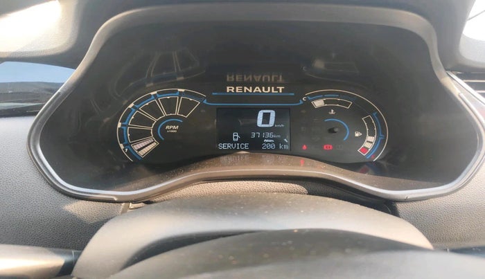 2022 Renault TRIBER RXT, Petrol, Manual, 37,136 km, interior