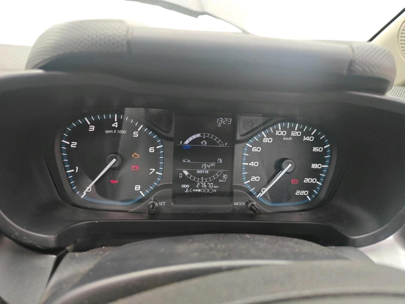 2023 Tata ALTROZ XM PLUS SUNROOF, Petrol, Manual, 27,670 km, interior