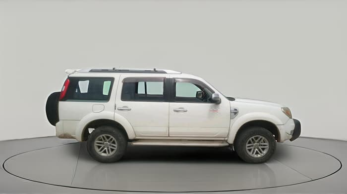 2011 Ford Endeavour 3.0L 4X4 AT, Diesel, Automatic, 1,10,524 km, exterior