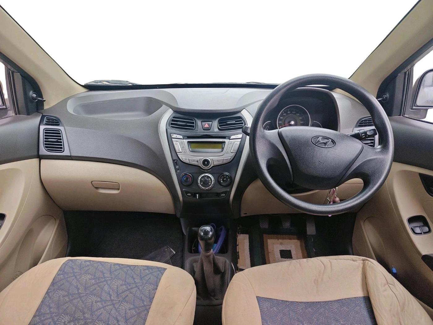 2013 Hyundai Eon MAGNA +, Petrol, Manual, 76,763 km, interior