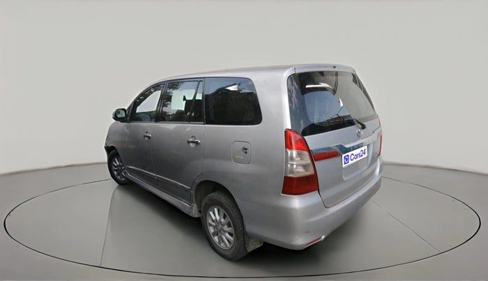 2014 Toyota Innova 2.5 VX 7 STR, Diesel, Manual, 1,38,547 km, exterior