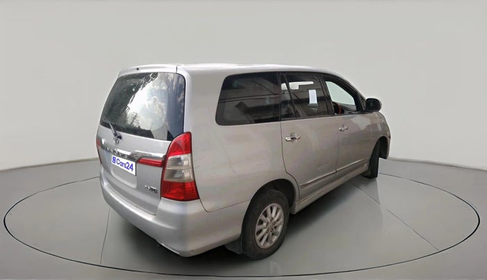 2014 Toyota Innova 2.5 VX 7 STR, Diesel, Manual, 1,38,547 km, exterior