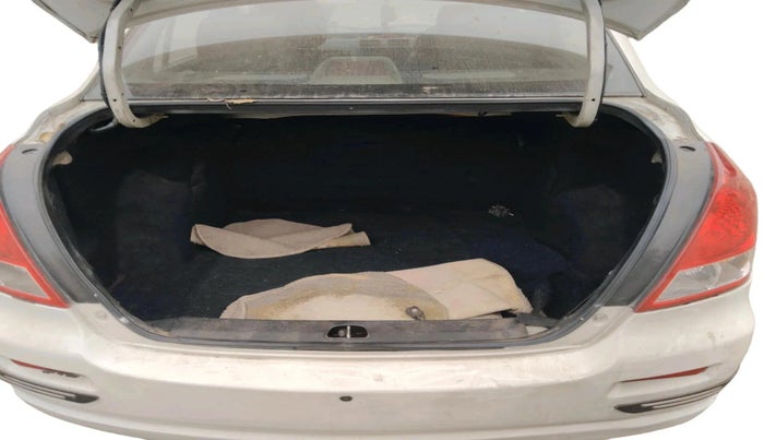 2017 Maruti Swift Dzire TOUR DIESEL, Diesel, Manual, 1,00,006 km, exterior