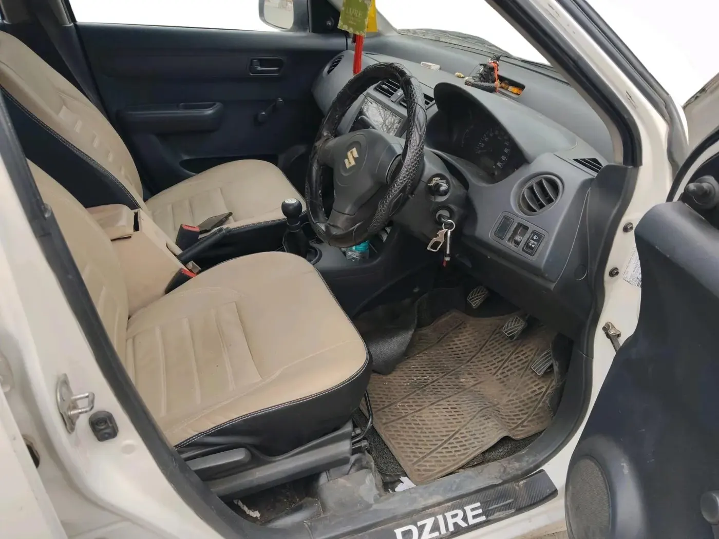 2017 Maruti Swift Dzire TOUR DIESEL, Diesel, Manual, 1,03,020 km, interior