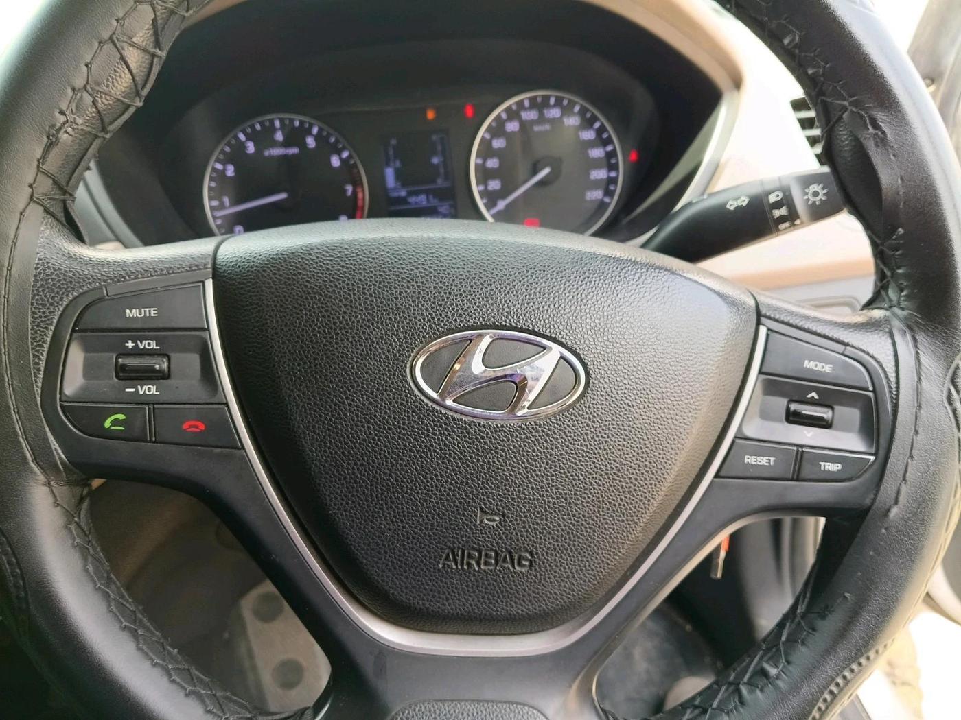 2016 Hyundai Elite i20 MAGNA 1.2, Petrol, Manual, 86,661 km, interior