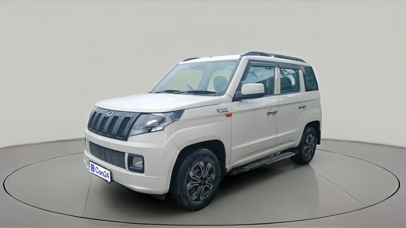 2019 Mahindra TUV300 T6 PLUS, Diesel, Manual, 88,492 km, exterior