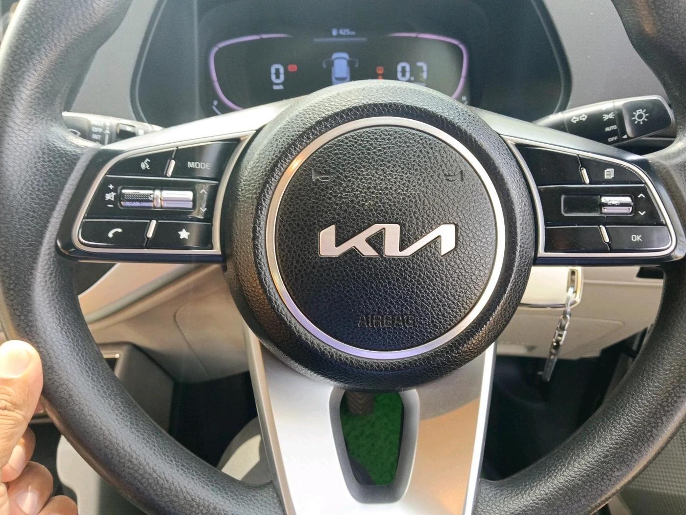 2022 KIA CARENS PRESTIGE 1.5 DIESEL 7 STR, Diesel, Manual, 54,202 km, interior