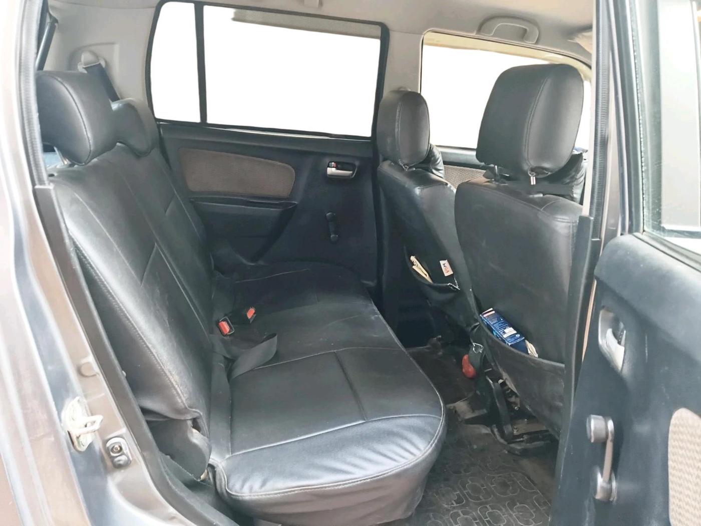 2014 Maruti Wagon R 1.0 LXI CNG, CNG, Manual, 94,927 km, interior