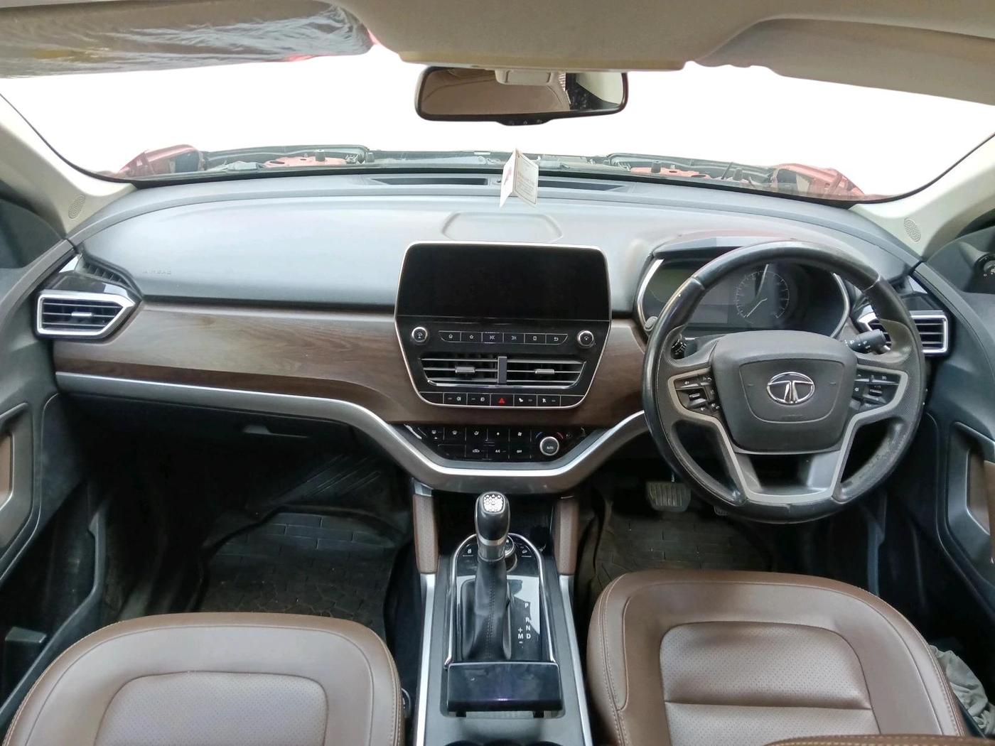 2020 Tata Harrier XZA PLUS 2.0L, Diesel, Automatic, 1,55,425 km, interior