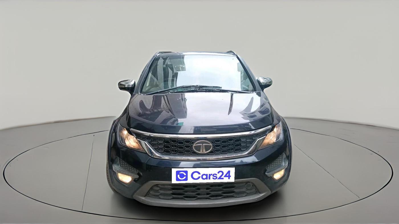 2017 Tata Hexa XTA 4X2 7 STR, Diesel, Automatic, 2,30,892 km, exterior