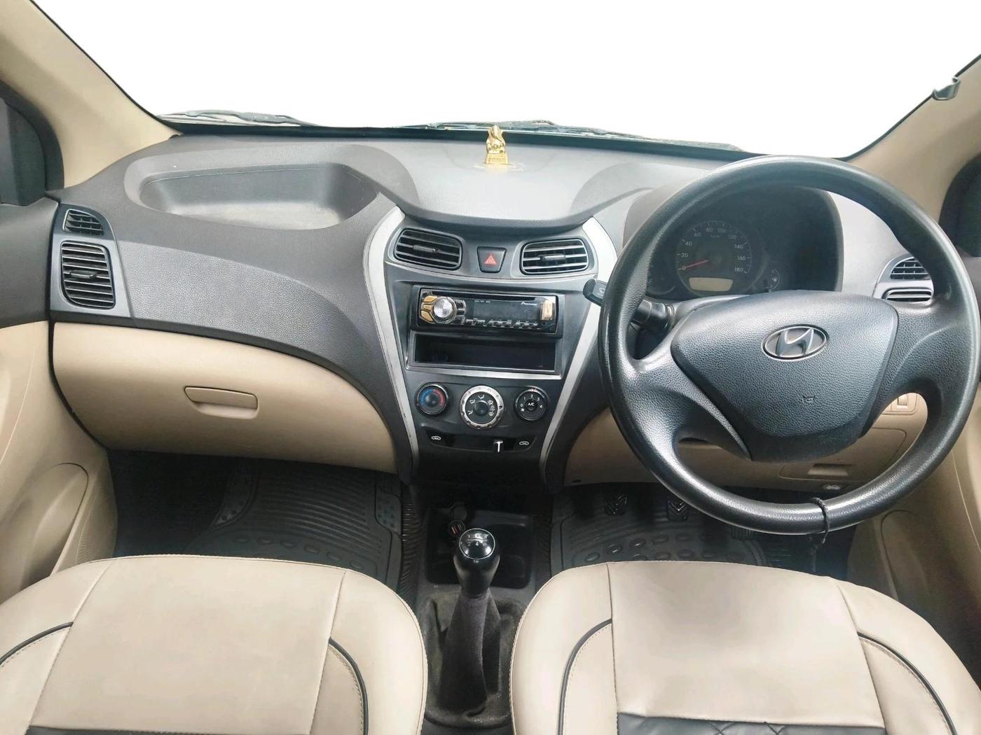 2013 Hyundai Eon ERA +, Petrol, Manual, 1,01,756 km, interior
