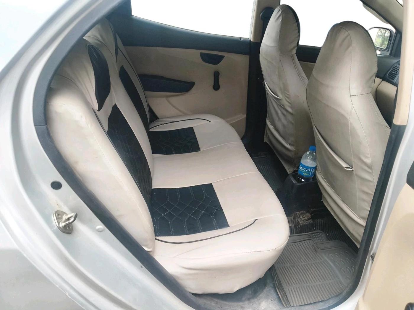 2013 Hyundai Eon ERA +, Petrol, Manual, 1,01,756 km, interior