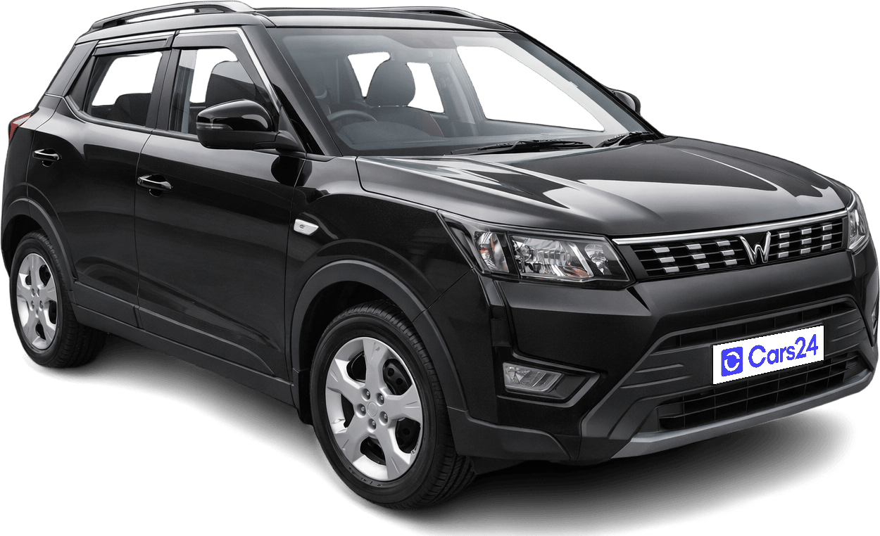 2023 Mahindra XUV300 - SUV - Petrol - Manual - ₹10.90 lakh